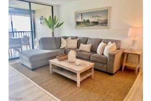 4240 Steamboat Bend, Fort Myers, FL 33919 - MLS#2025005495