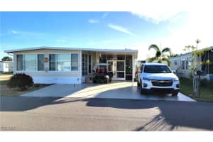 250 Hamlin Dr, Fort Myers