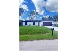 2705 10th St W, Lehigh Acres