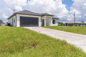 3105 Ruth Avenue, Lehigh Acres, FL 33976 - MLS#2025005563