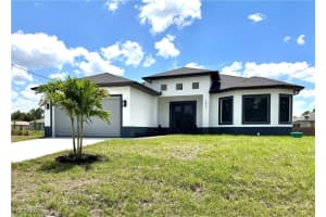 2621 42nd St W, Lehigh Acres