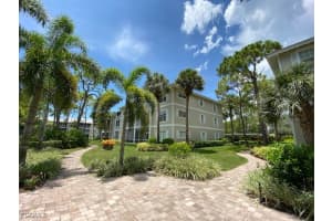 328 Sugar Pine Ln 328, Naples