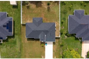 1317 4th Place, Cape Coral, FL 33909 - MLS#2025005654