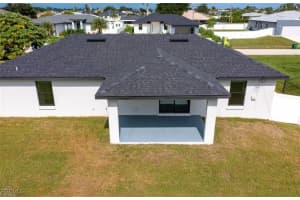 1317 4th Place, Cape Coral, FL 33909 - MLS#2025005654