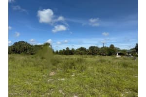 1017 COME Avenue, Labelle, FL 33935 Sold 09/08/25