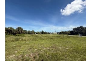 1017 COME Avenue, Labelle, FL 33935 Sold 09/08/25