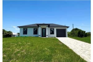 2501 16th Street, Lehigh Acres, FL 33972 Sold 10/31/25