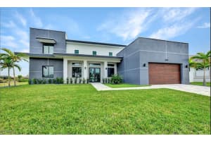 6014 Cypress Ln, Bonita Springs