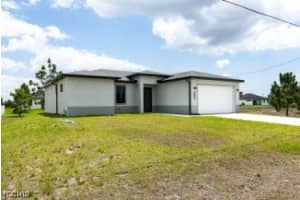 2809 18th Street, Lehigh Acres, FL 33976 - MLS#2025005843
