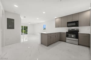 721 30th Terrace, Cape Coral, FL 33914 - MLS#2025005871