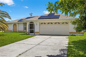 1427 Se 8th Ave, Cape Coral