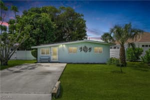 736 92nd Avenue, Naples, FL 34108 - MLS#2025005931