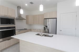 2906 16th Street, Lehigh Acres, FL 33976 - MLS#2025005982