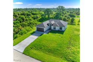 317 Lancelot Ave, Lehigh Acres