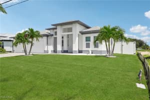 21 21st Street, Cape Coral, FL 33991 - MLS#2025006043