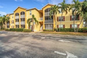 4105 Residence Dr 722, Fort Myers