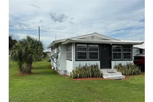 315 Avenue J SW, Moore Haven, FL 33471 - MLS#2025006181