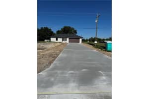 951 Alabama Rd S Lehigh Acres, FL 33974 - Off Market