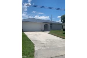 2214 Se 14th Ter, Cape Coral