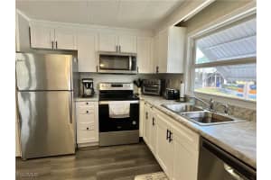 290 Valencia Drive, Fort Myers, FL 33905 - MLS#2025006282