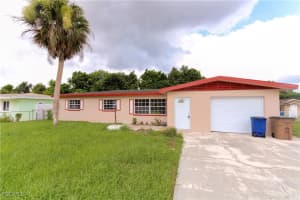 382 Ottumwa Avenue, Fort Myers, FL 33905 - MLS#2025006392