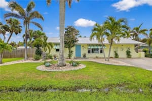 3020 Palm Dr, Punta Gorda