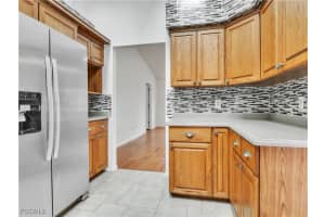 222 Se 44th Ter Cape Coral, FL 33904 - Off Market