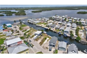 856 Oak Street, Fort Myers Beach, FL 33931 - MLS#2025006484