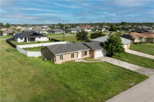 2816 5th Place, Cape Coral, FL 33909 - MLS#2025006493