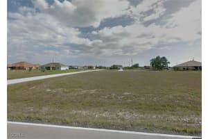 500 Kismet Parkway, Cape Coral, FL 33993 Sold 11/10/25