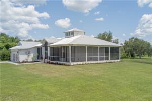 18111 Riverchase Court, Alva, FL 33920 - MLS#2025006539