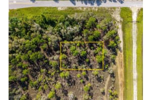 803 Fabian Circle, Fort Myers, FL 33913 - MLS#2025006560