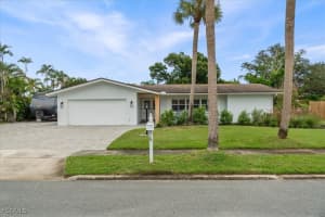 1039 Bayshore Ave, Fort Myers