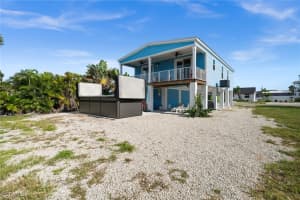 261 Donora Boulevard, Fort Myers Beach, FL 33931 - MLS#2025006574