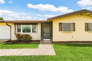 4555 Vinsetta Avenue, North Fort Myers, FL 33903 - MLS#2025006595