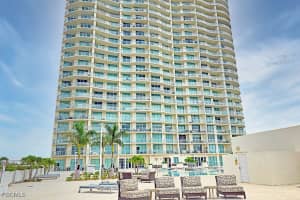 3000 Oasis Grand Boulevard, Fort Myers, FL 33916 - MLS#2025006684