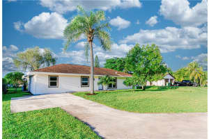 5442 29th Pl Sw, Naples