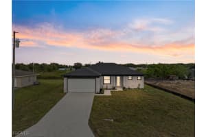 2812 72nd Street, Lehigh Acres, FL 33971 - MLS#2025006728
