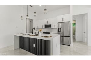 3202 29 Street, Lehigh Acres, FL 33976 - MLS#2025006735