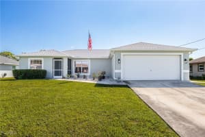 6221 Astoria Ave, Fort Myers