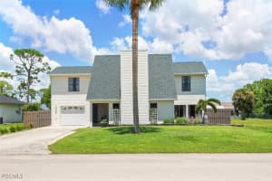 4648 Sierra Ln, Bonita Springs