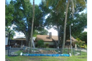 355 Kingston Drive, Fort Myers, FL 33905 - MLS#2025006830