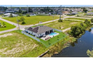 2257 2nd Terrace, Cape Coral, FL 33991 - MLS#2025006854