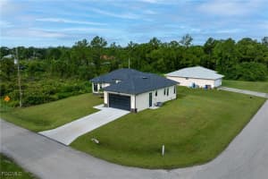 2101 9th Street, Lehigh Acres, FL 33972 - MLS#2025006859