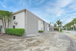2590 1st St 105, Fort Myers