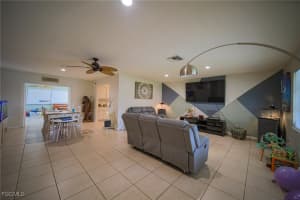 213 Jayview Avenue, Lehigh Acres, FL 33936 - MLS#2025006959