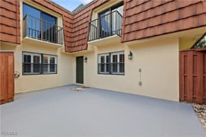 5224 Cedarbend Drive, Fort Myers, FL 33919 - MLS#2025006972