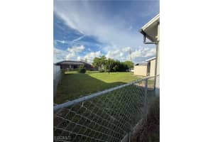 421 21st Terrace, Cape Coral, FL 33991 - MLS#2025007006