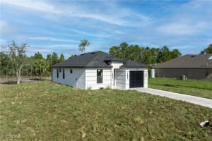 713 Desoto Avenue, Lehigh Acres, FL 33972 - MLS#2025007052