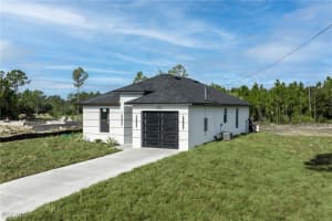 713 Desoto Avenue, Lehigh Acres, FL 33972 - MLS#2025007052